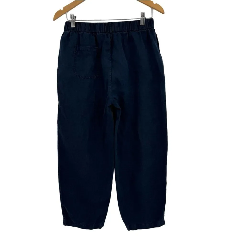 Quince 100% European Linen Cropped Pants in Deep Navy | Small